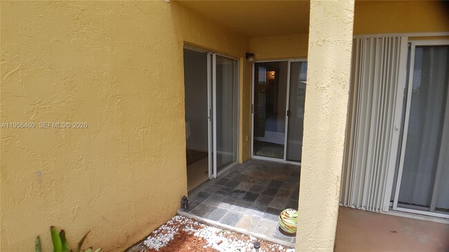 Photo - 7640 Westwood Dr Unidad 403