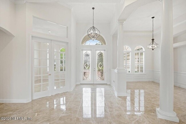 Photo - 743 E Dorchester Dr