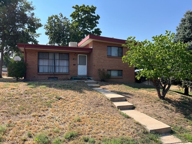 Building Photo - Amazing price amazing location 3+ bedroom ... Rental