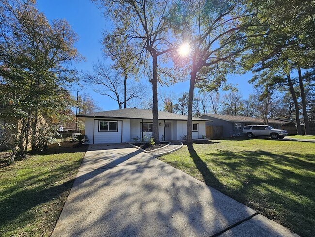 307 Hildred Ave