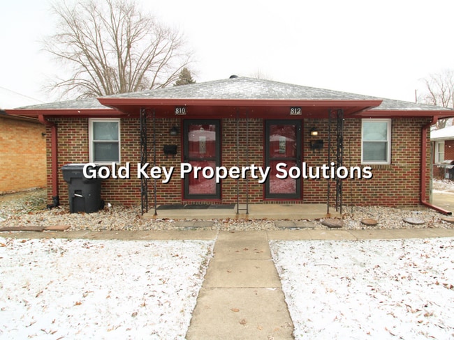 Building Photo - 810-812 Alhambra Dr Unit 812 Alhambra Dr.