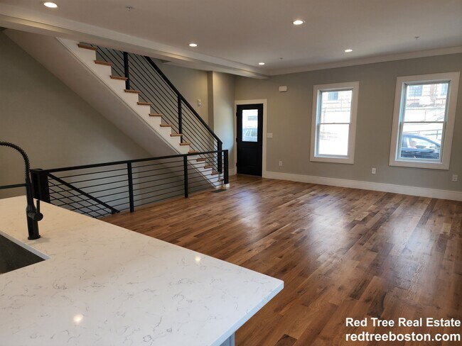 Photo - 201 Boylston St Unidad 3