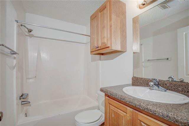 Photo - 44 Carriage Ln