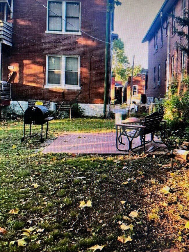 Photo - 3224 Taft Ave Unit 2nd Floor