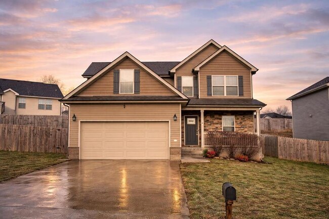 Building Photo - 1411 Freedom Dr