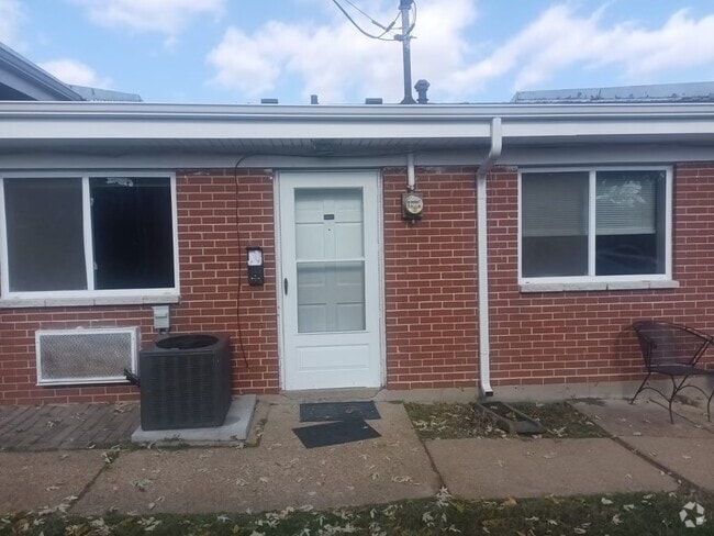 Building Photo - 2514 Telegraph Rd Unit D Rental