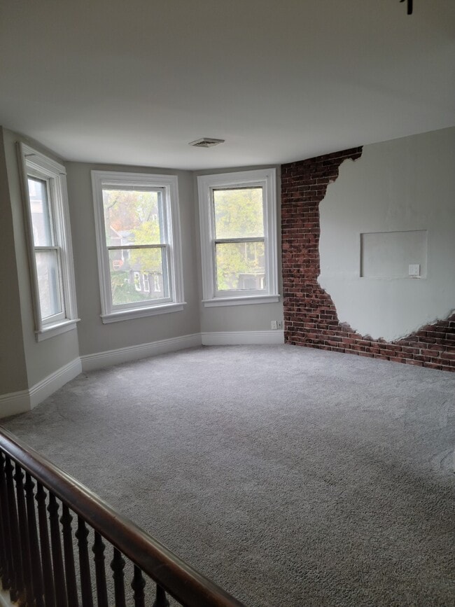 Photo - 152 Park St Apartments