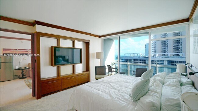 Photo - 6801 Collins Ave Unidad 710