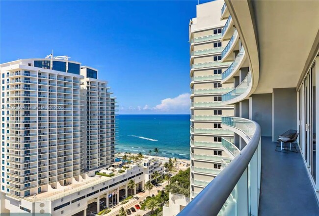 Photo - 3101 Bayshore Dr Unidad 1806 Rental