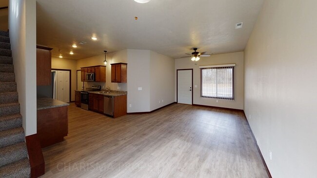 Photo - 3 BD, 2.5 BA TOWNHOME, DOUBLE ATTACHED GAR... Unit 1427 Mary Place