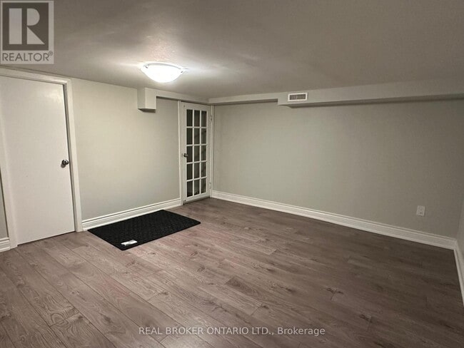 Photo - 129 Wolseley St