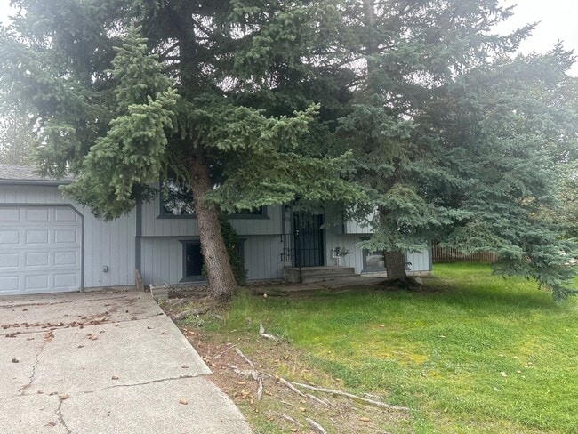 Photo - Charming 3 Bed, 2 Bath Home! *SPECIAL: $50...