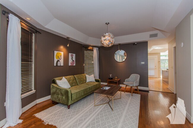 Photo - 1625 W Hollywood Ave Unit 1625 W Hollywood