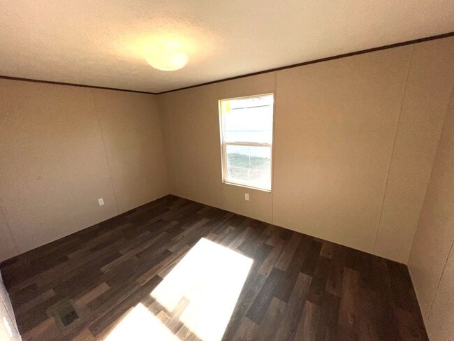 Photo - 1627 Coleman Rd Unit Oxford Estates 25