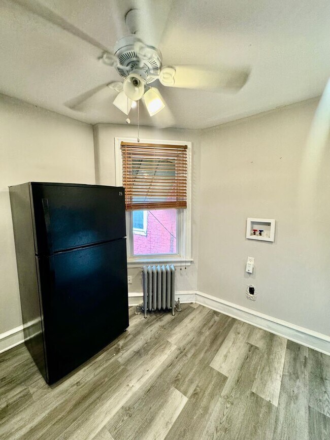 Photo - 1034 W Olney Ave Unidad 2