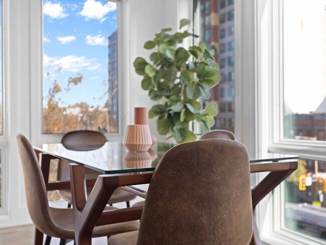 Photo - 14 P St NW Unidad 401