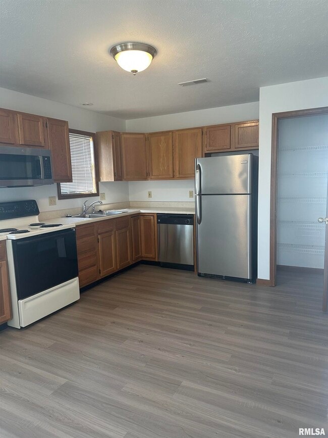 Photo - 3130 Cascade Dr