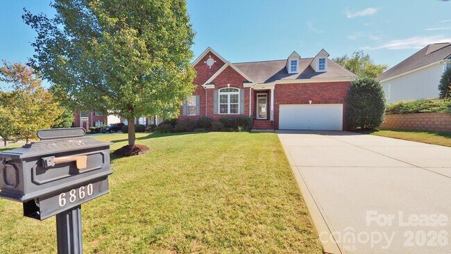 Photo - 6860 Lakecrest Ct