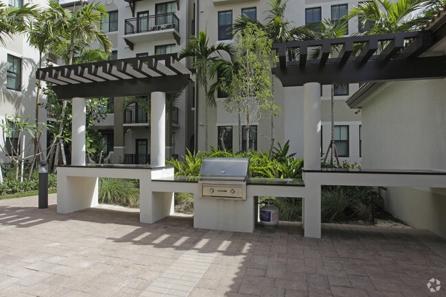 Ventura Pointe
