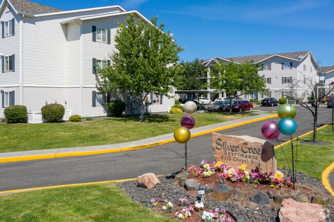 Building Photo - Silver Creek Apartments