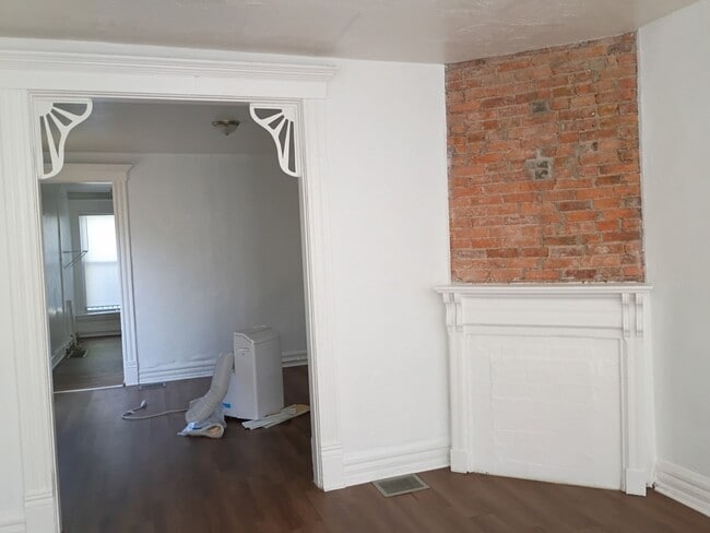 Photo - 1286 Indianola Ave