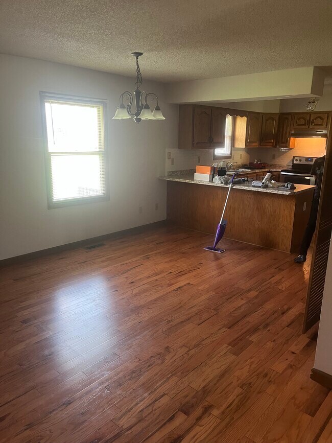 278 Royce Cir