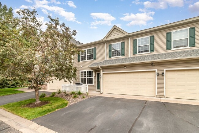 Photo - 2 Bed | 2 Bath in The Lakes of Blaine