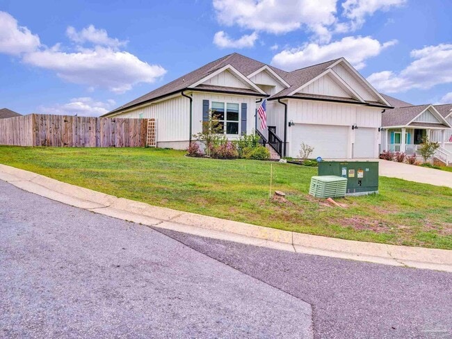 3962 Whitetail Ln