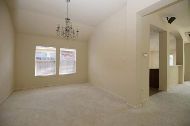 Photo - 17223 Valhallah Way