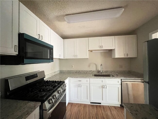 Photo - 1145 Country Club Pl