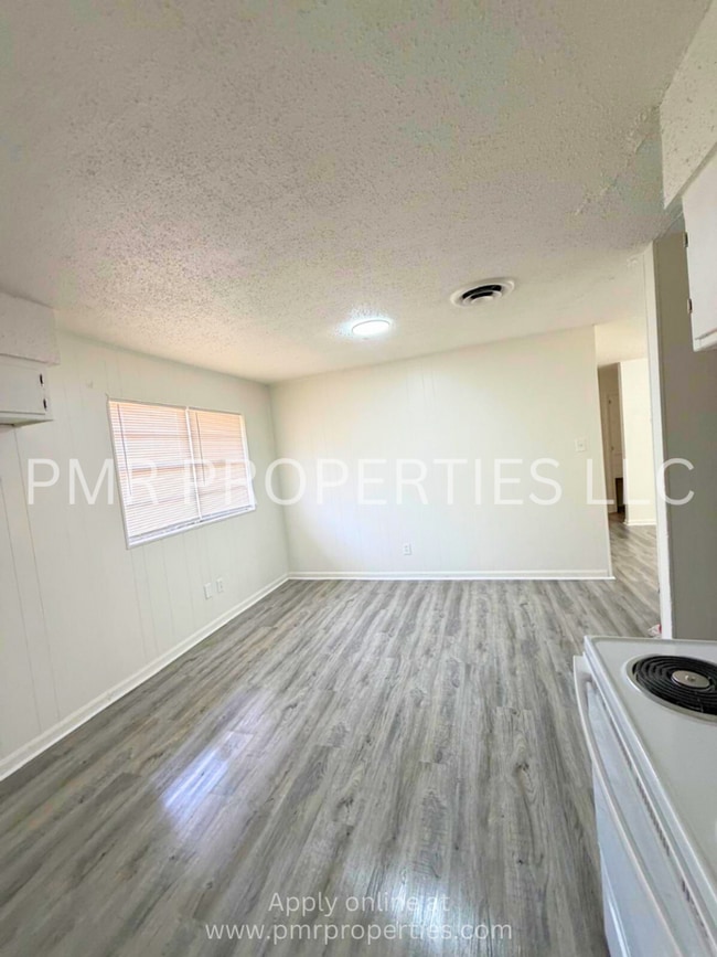 Photo - 3 Bedrooms/1 Bathroom House