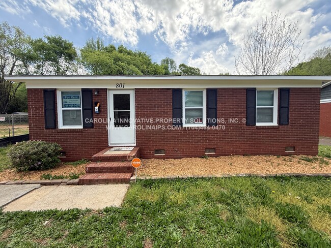 Photo - 801 Wabash Ave House