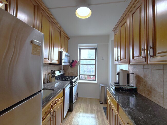 Photo - 99-21 67th Rd Unit 7F