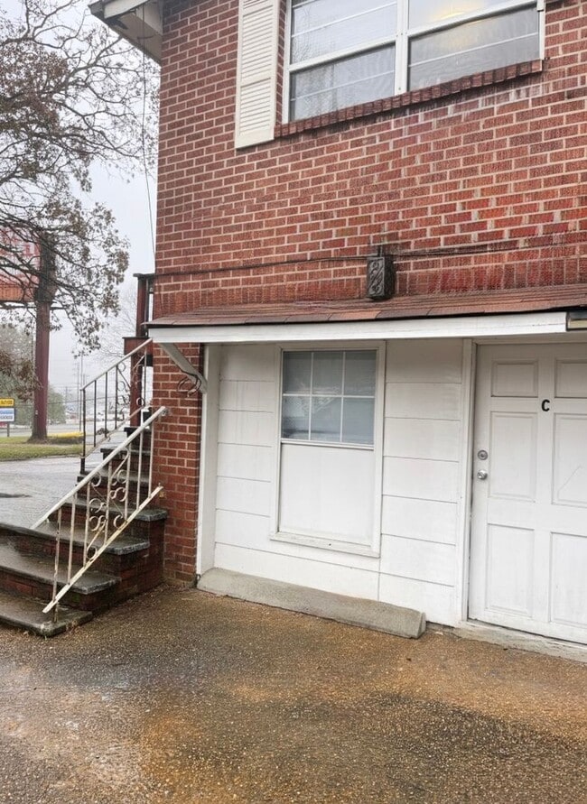 Photo - 1016 Greens Lake Rd