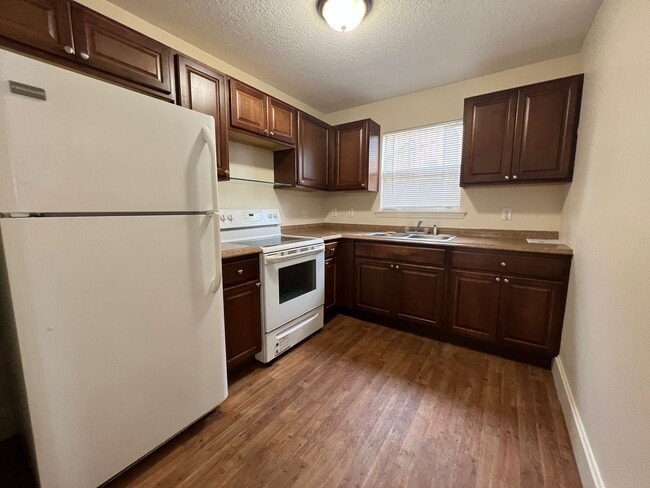 Photo - 317 Harwood St Unidad 2