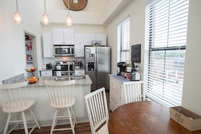 Photo - The Balcony Auburn