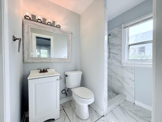 Photo - 517 Kanuga Dr Unit 1