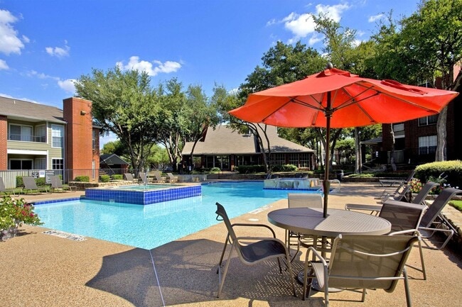 Building Photo - The Trails Apartments