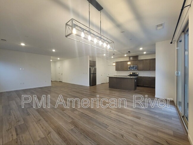 Photo - 4033 Haflinger Wy