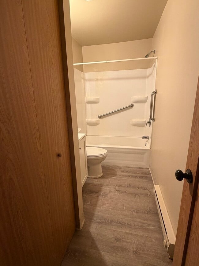 Photo - 25731 W Bridge St