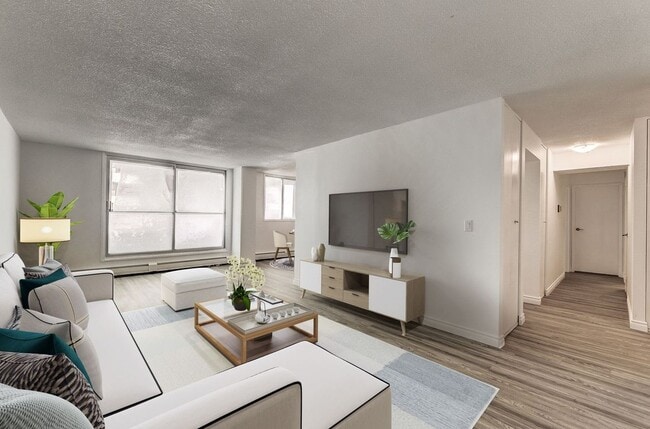 Interior Photo - Riverside Towers