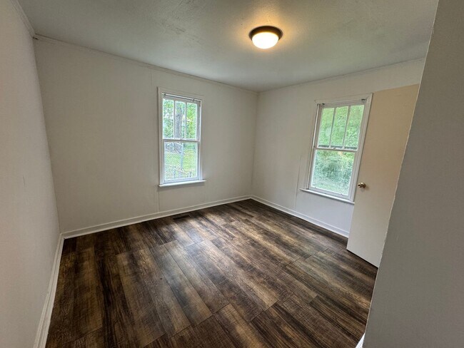 Photo - 2 Bedroom, 1 Bath House in Columbia!