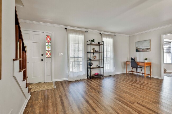 Photo - Fully Furnished 3BR Home in Fayetteville. Flexible Lease Options!