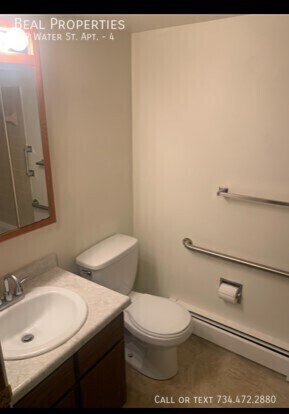 Photo - 207 Water St Unit 4