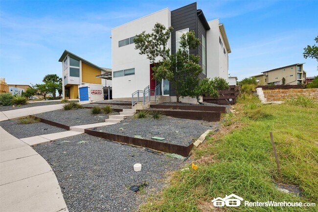 Photo - 5407 Agatha Cir