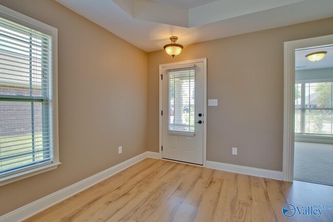 5010 Montauk Trail SE