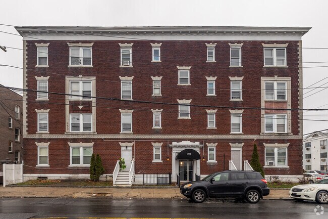 Photo - 1599 Fairfield Ave