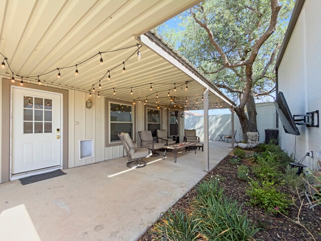 3104 Laurel Ave