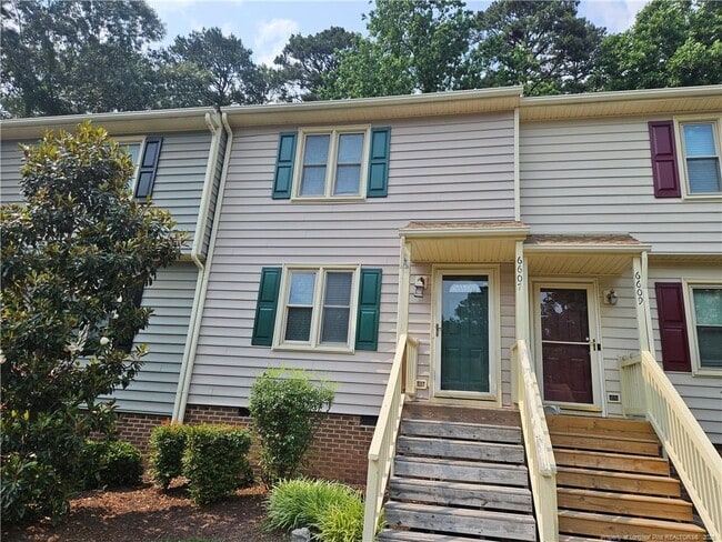 Building Photo - 6607 English Ivy Ln Rental