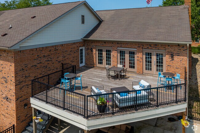 Terraza de la casa club - Lions Creek